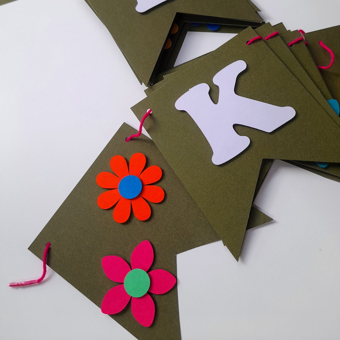 Partybus – Crafted Flower Themed Happy Birthday Banner with name