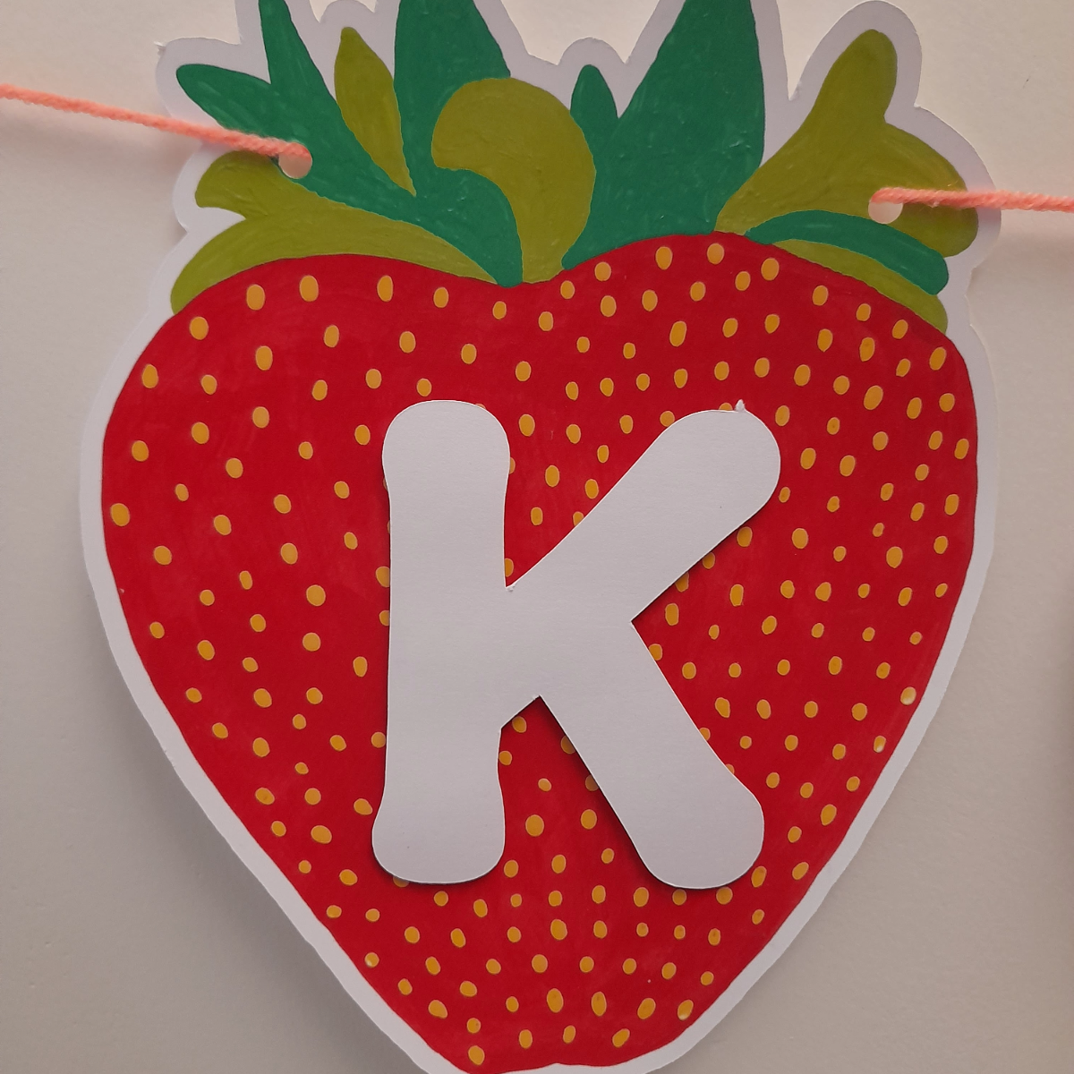 Partybus - Strawberry Themed Birthday Banner with Kids name